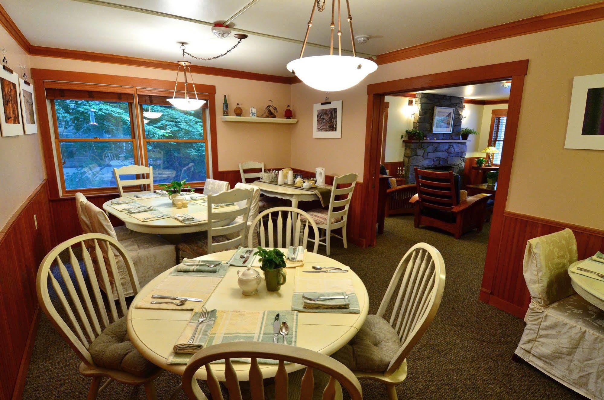 The Heron Inn And Day Spa 拉康纳 外观 照片
